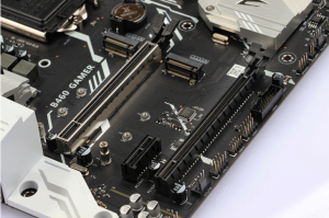 Windows 7系统电脑没办法辨别M.2固态硬盘的修复方法